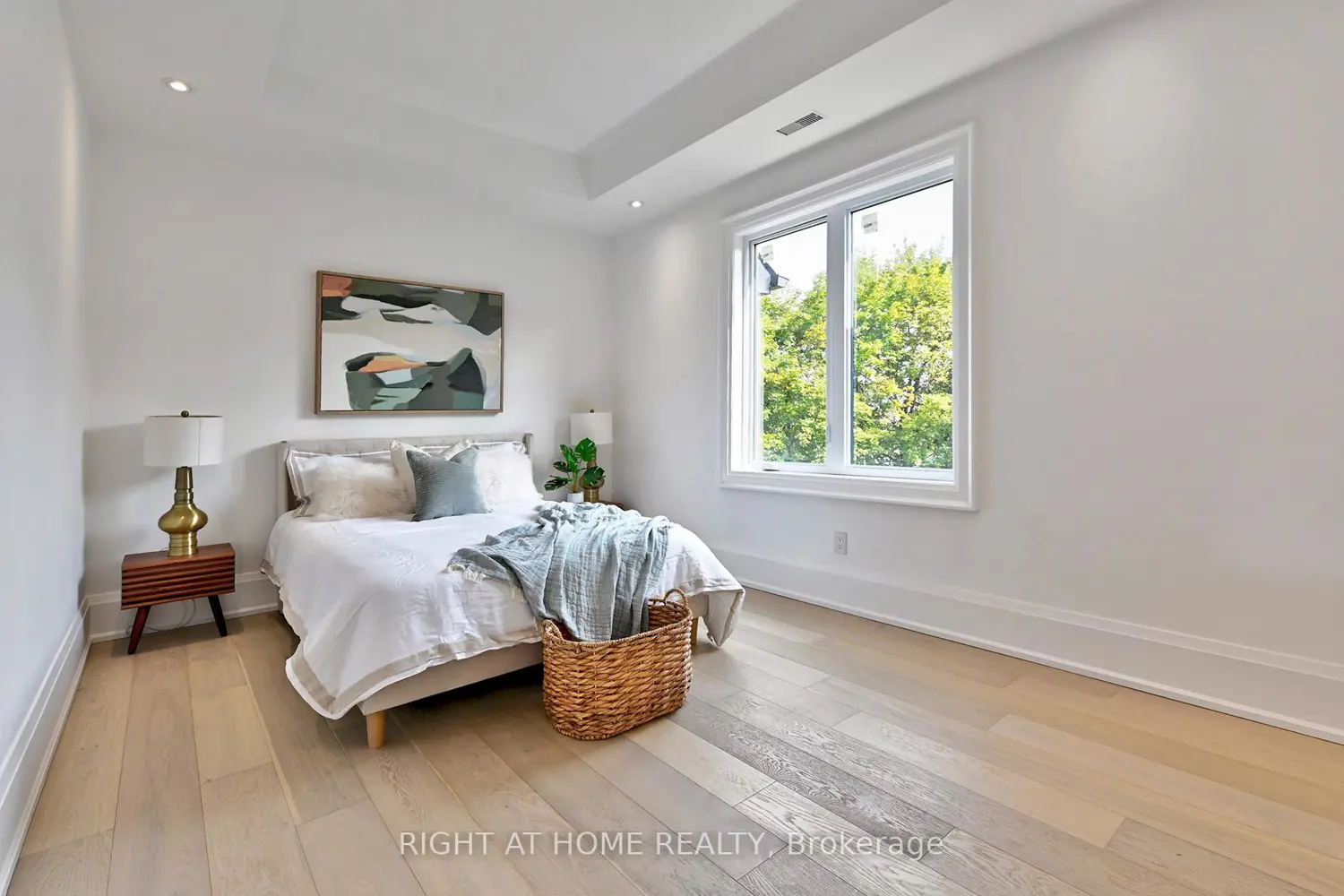 Additional image 15 of 27 Hurlingham Crescent