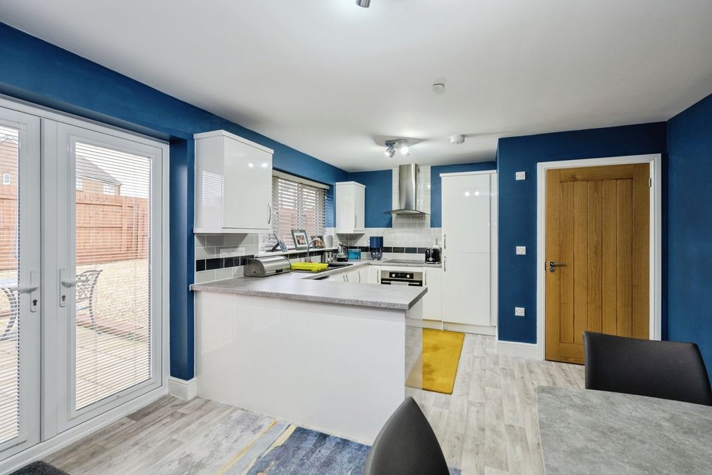 Additional image 8 of 3 bed semi-detached house for saleClos Clement, Five Roads, Llanelli, Carmarthenshire SA15
