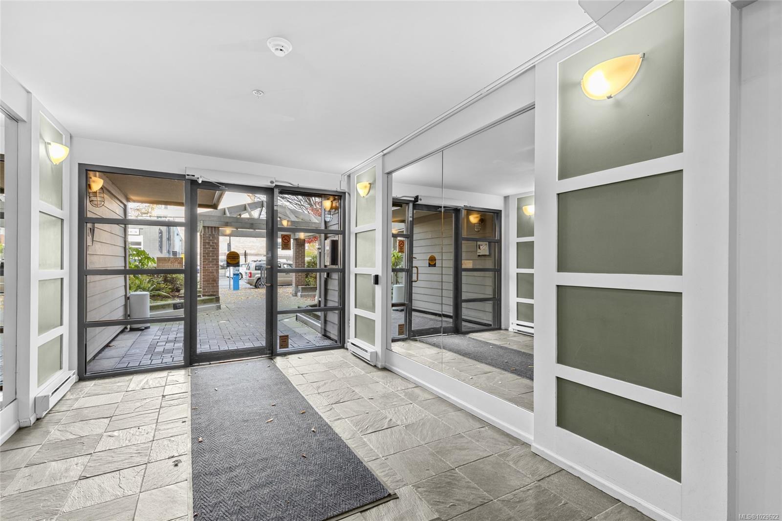Additional image 2 of 305-935 Johnson Street, Victoria, BC, V8V 3N5