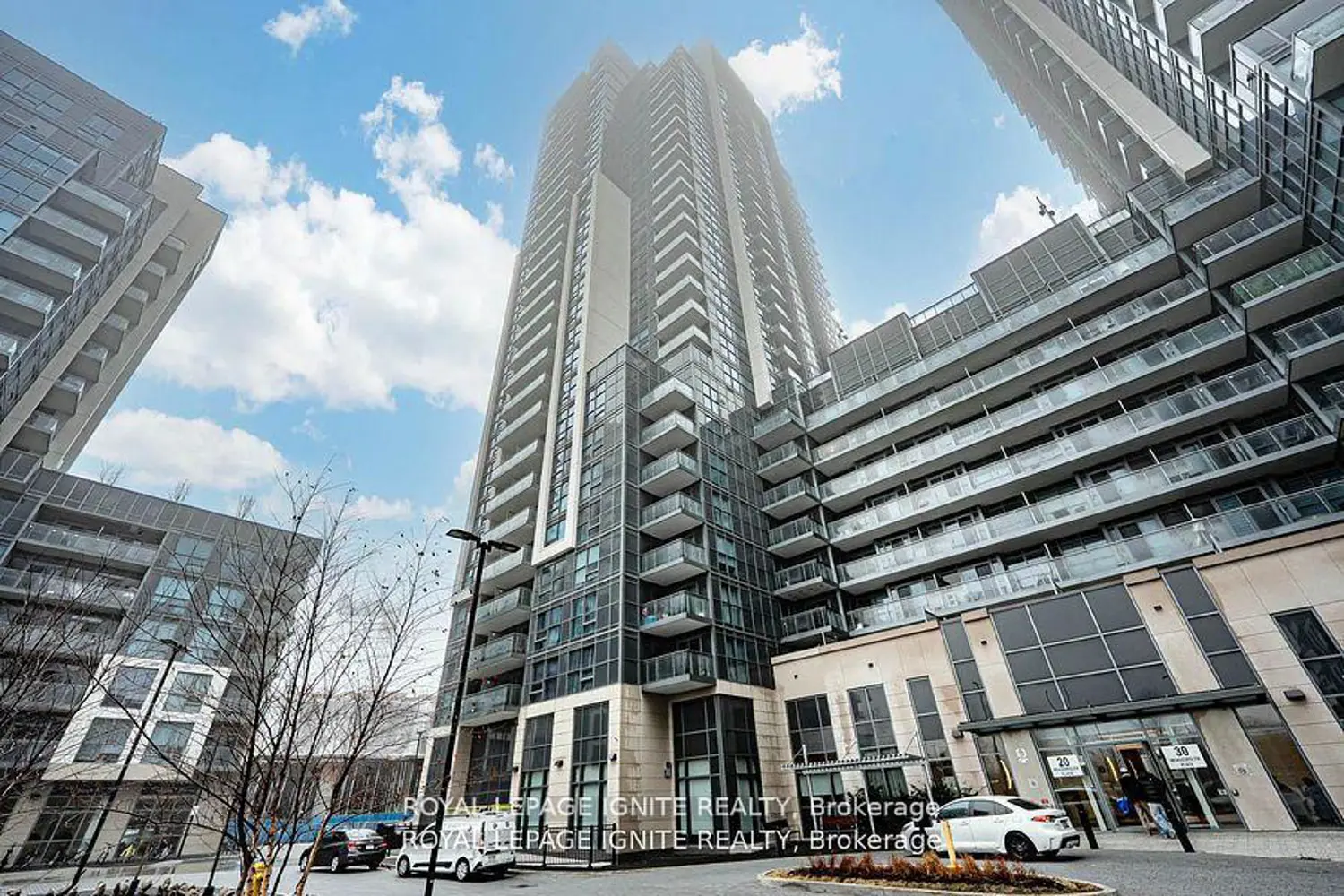 20 Meadowglen Place 429