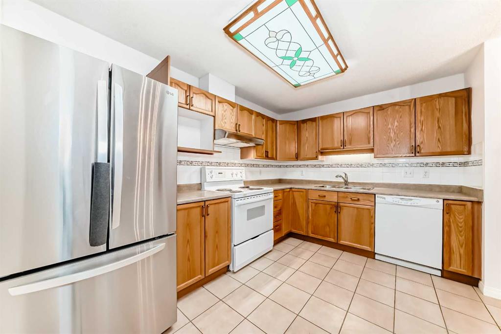 Additional image 5 of 3202 Sienna Park Green SW, Calgary, AB, T3H3N7