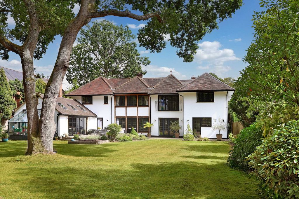 Additional image 3 of 5 bed detached house for saleLedborough Wood, Beaconsfield, Buckinghamshire HP9