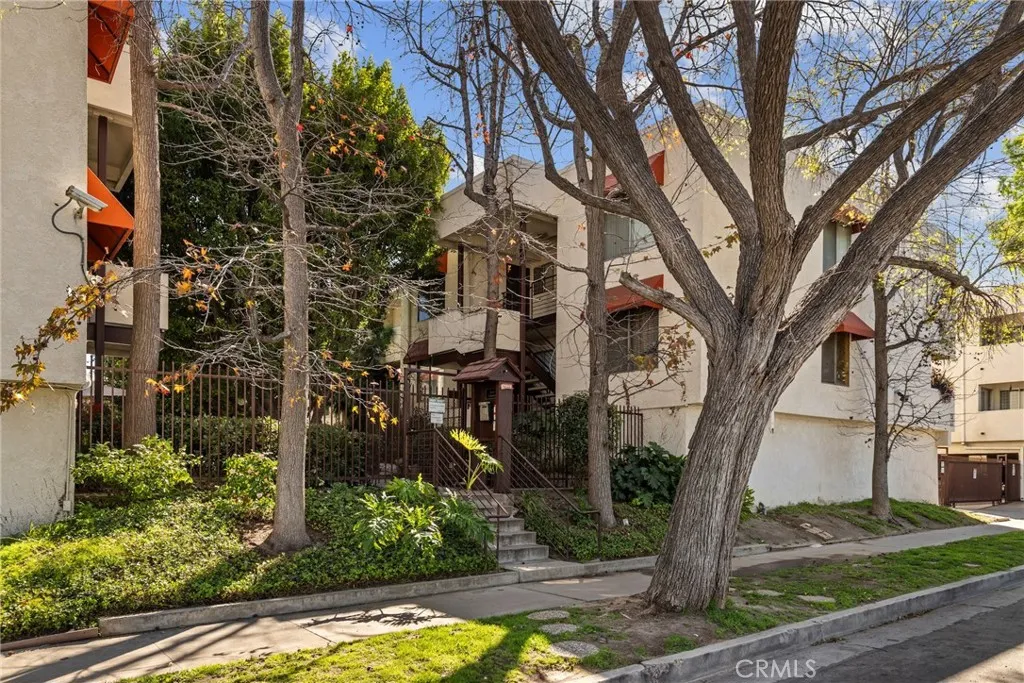 Additional image 19 of 5652 Yolanda Avenue Unit 7, Tarzana, CA 91356