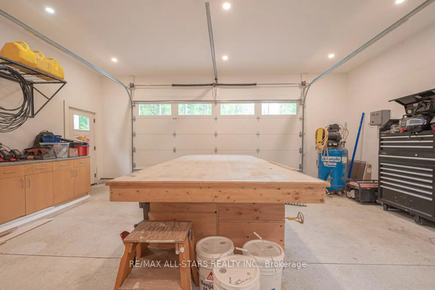 Additional image 18 of 228 Riverside Drive