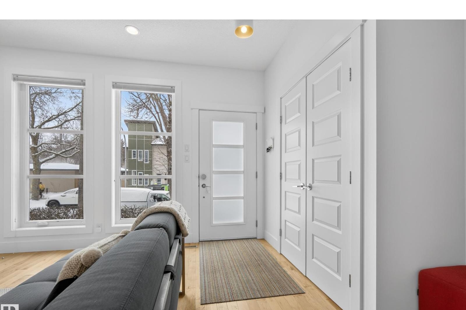 Additional image 8 of 9012 92 Avenue NW, Edmonton, AB, T6C4A1