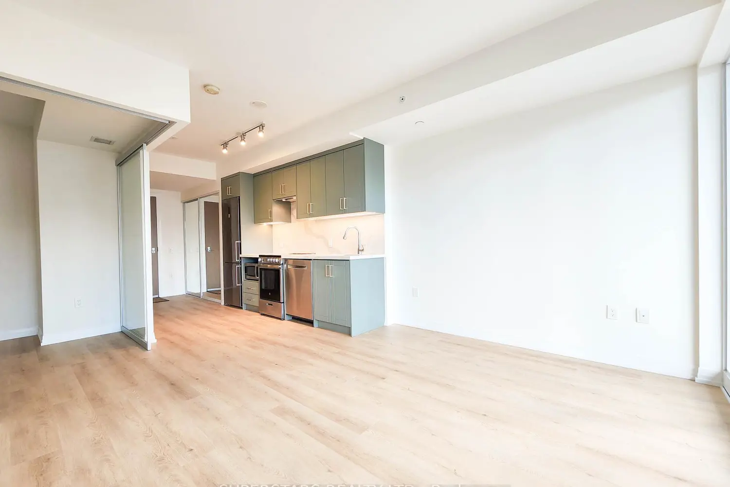 Additional image 5 of 251 Jarvis Street 2209