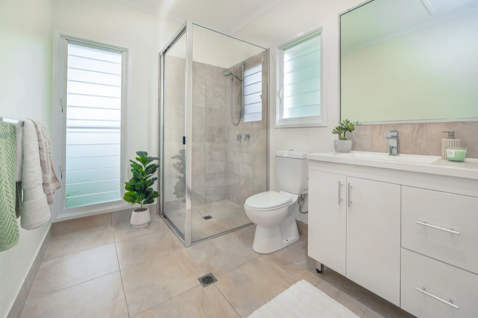 Additional image 18 of 8 Hibiscus Lane, Holloways Beach QLD 4878