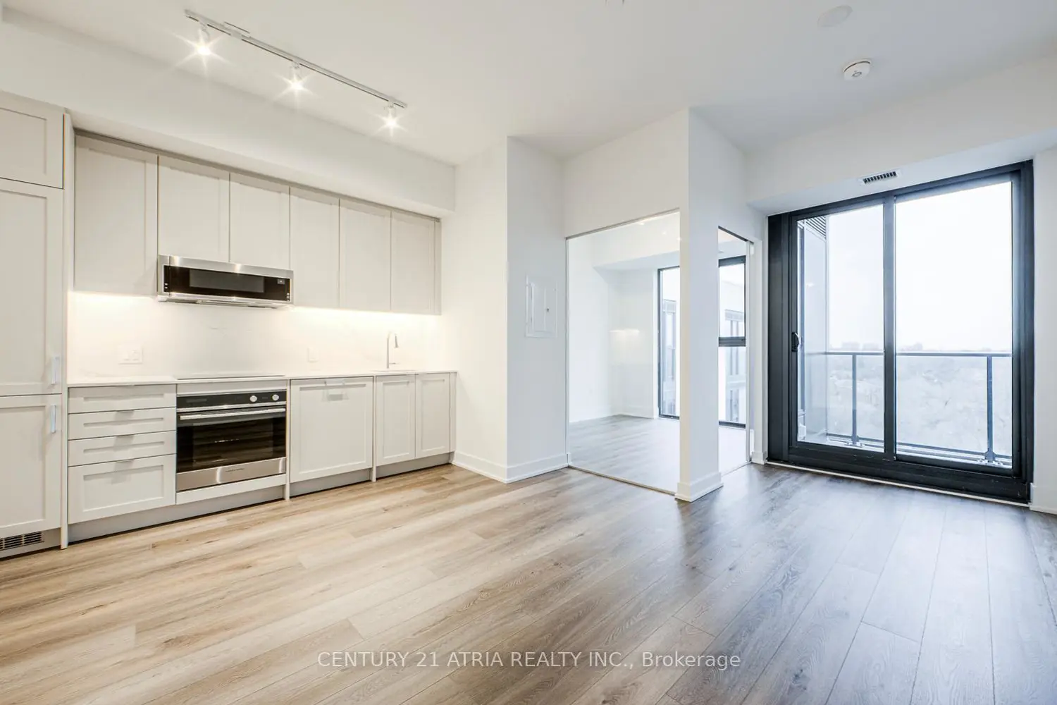 Additional image 4 of 250 Lawrence Avenue 902