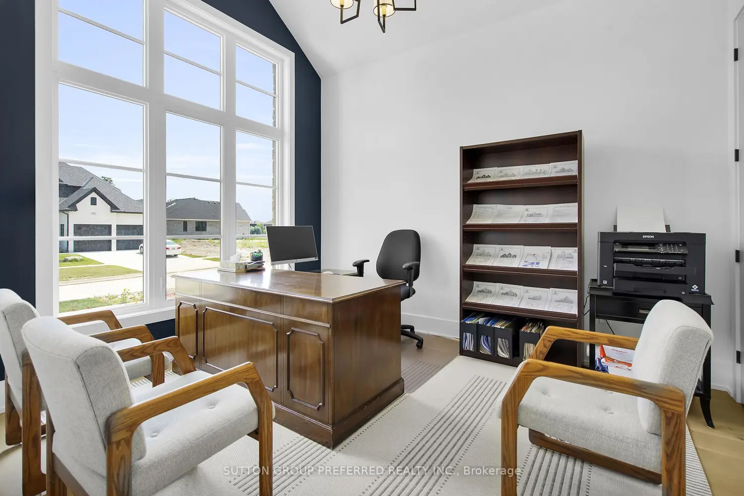 868 Eagletrace Drive photo 3