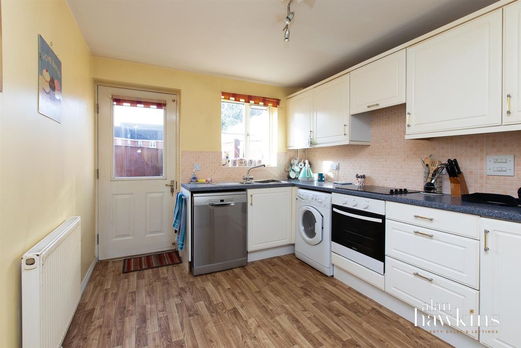 Additional image 2 of 3 bed terraced house for saleSprats Barn Crescent, Royal Wootton Bassett SN4