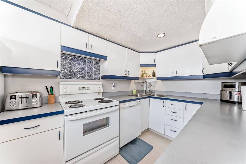 Additional image 5 of 702-9930 Bonaventure Drive SE, Calgary, AB, T2J 4L4