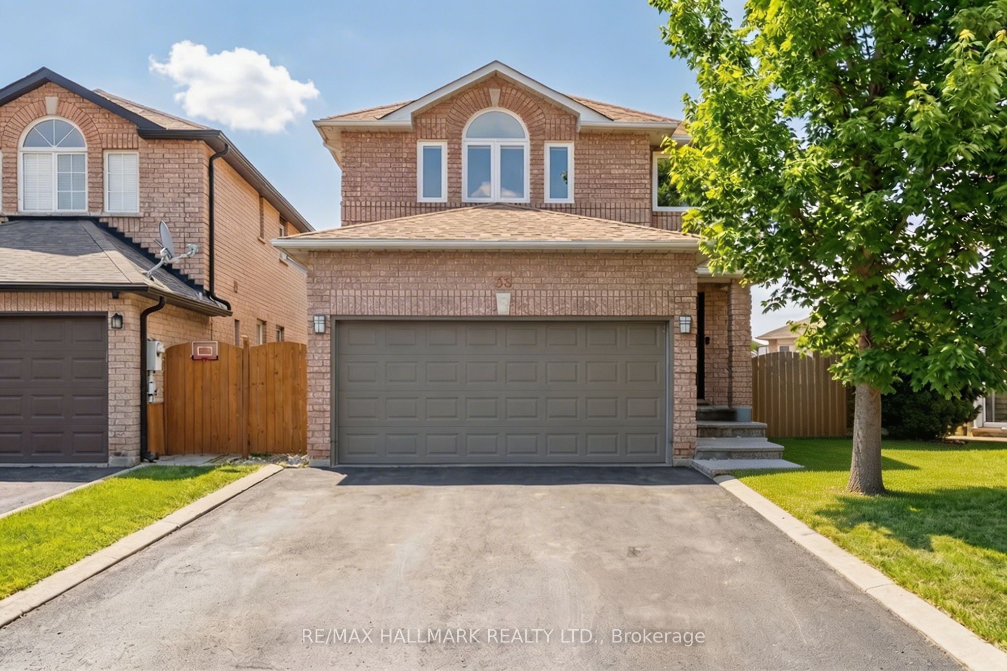 33 Topaz Court, Vaughan, ON, L6A 2X2