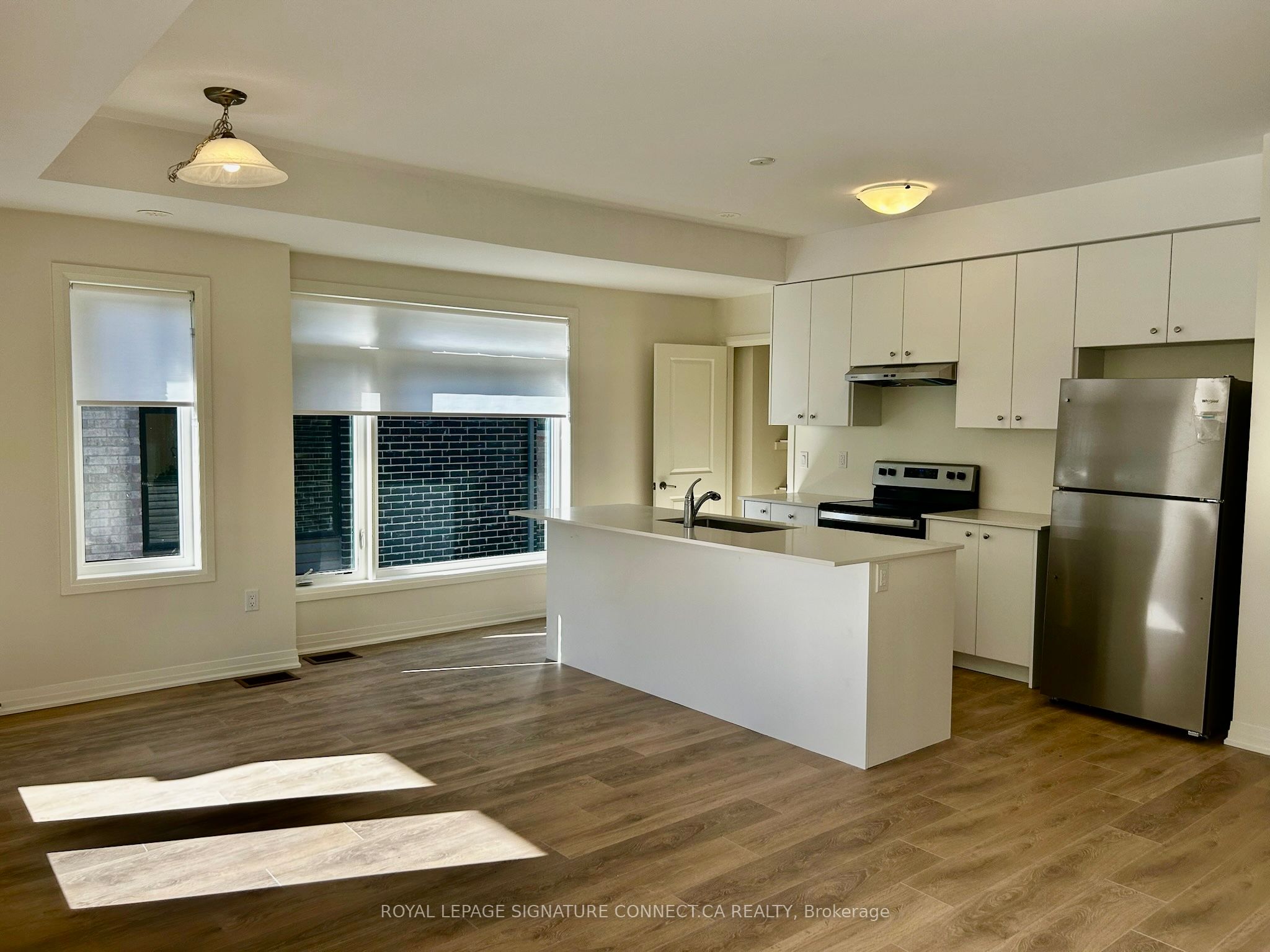 Additional image 4 of 22 Emmas Way, Whitby, ON, L1R 0S7