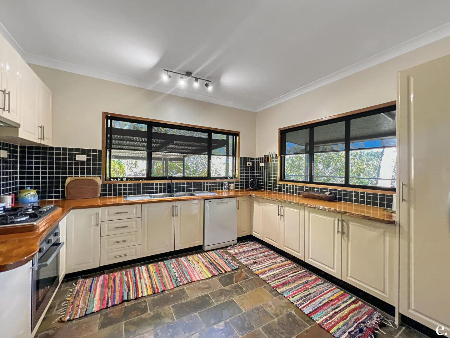 Additional image 4 of 18 Waterview Close, Millstream QLD 4888