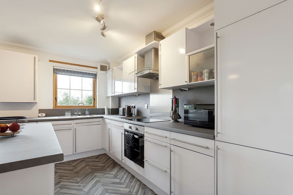 Additional image 14 of 3 bed flat for sale1/1, 2 Silver Birch Wynd, Port Glasgow PA14