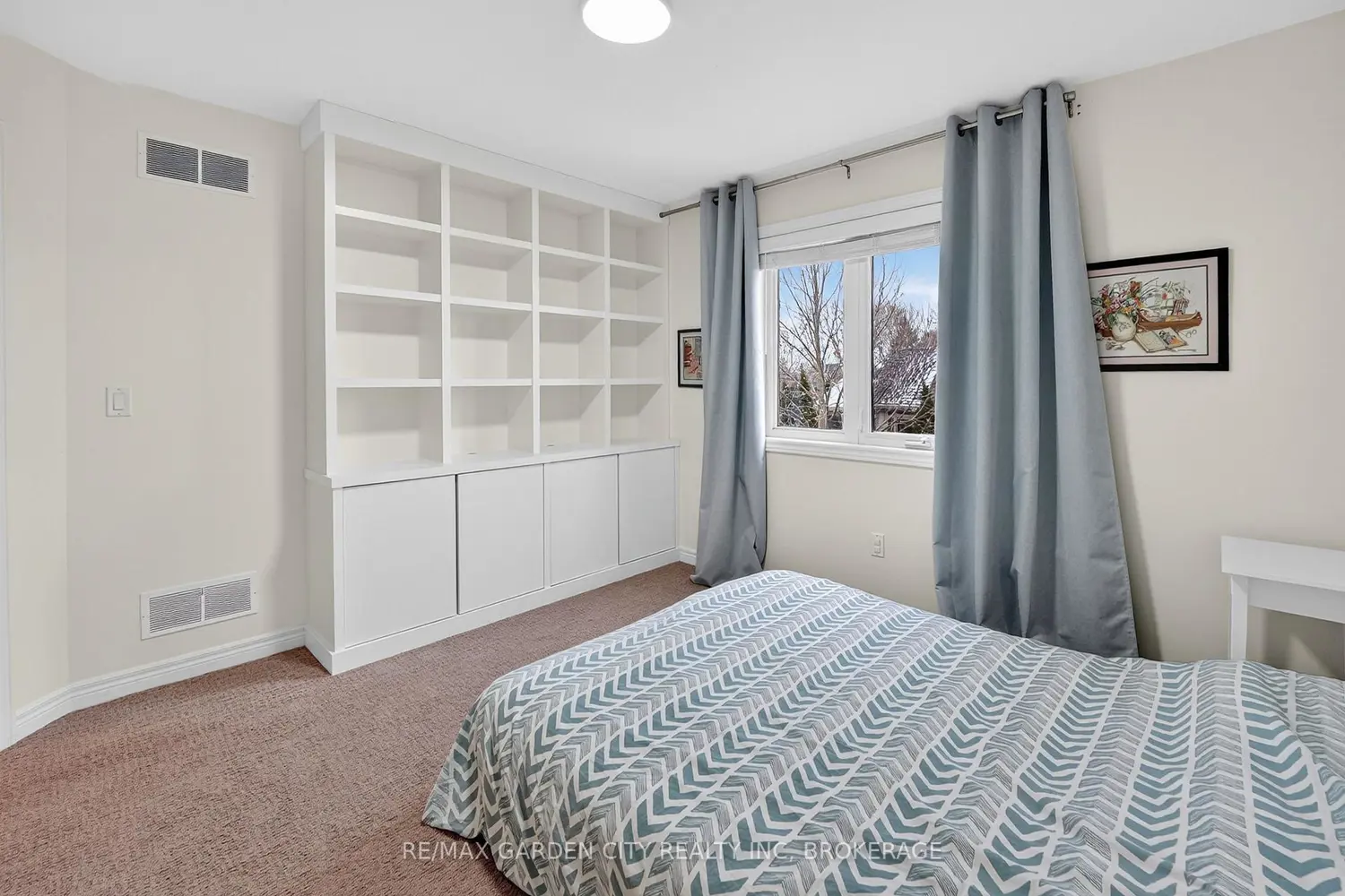 Additional image 16 of 22 Riesling Drive