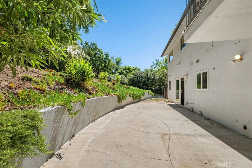 Additional image 15 of 21801 Providencia St, Woodland Hills, CA 91364