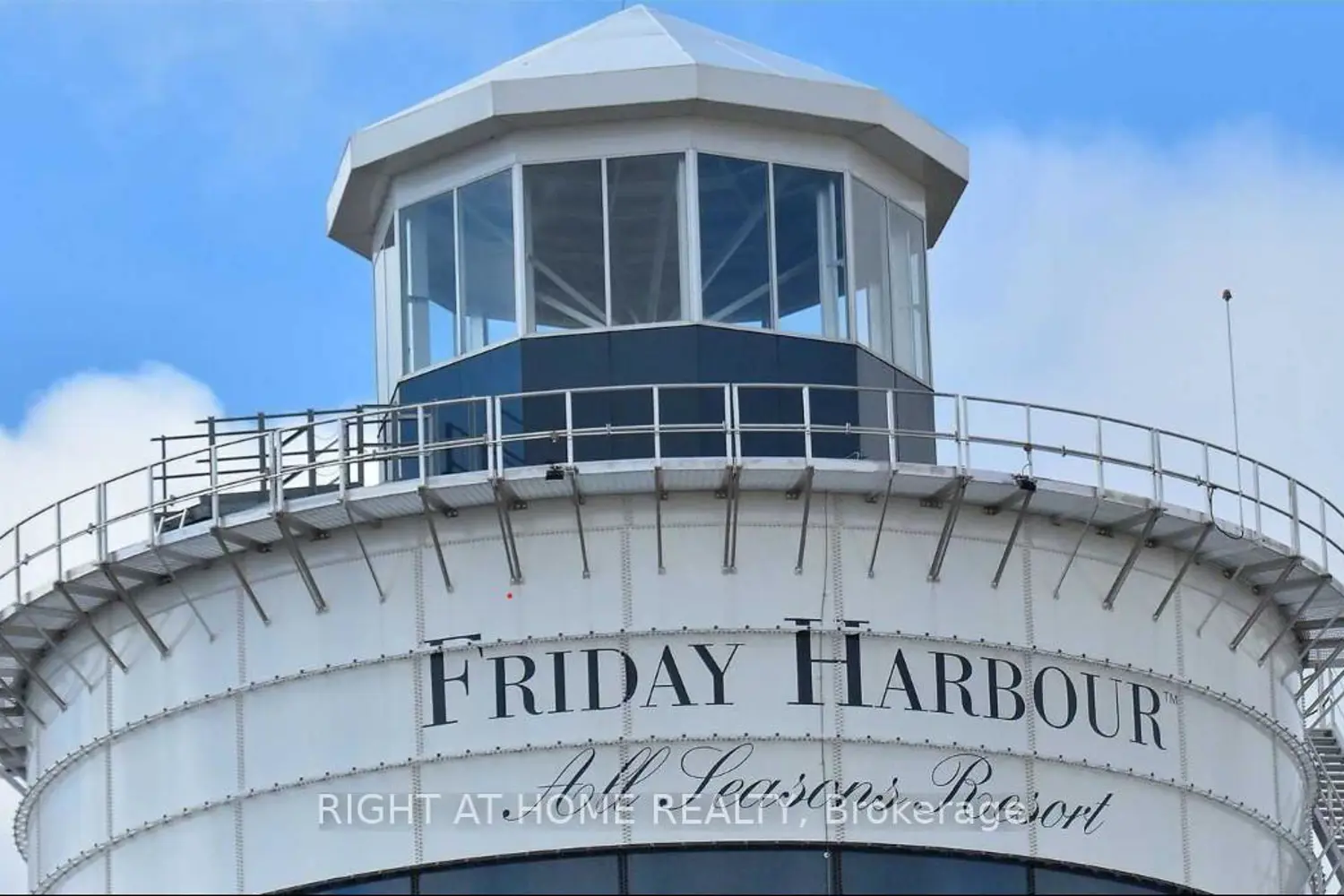 333 Sunseeker Avenue 242