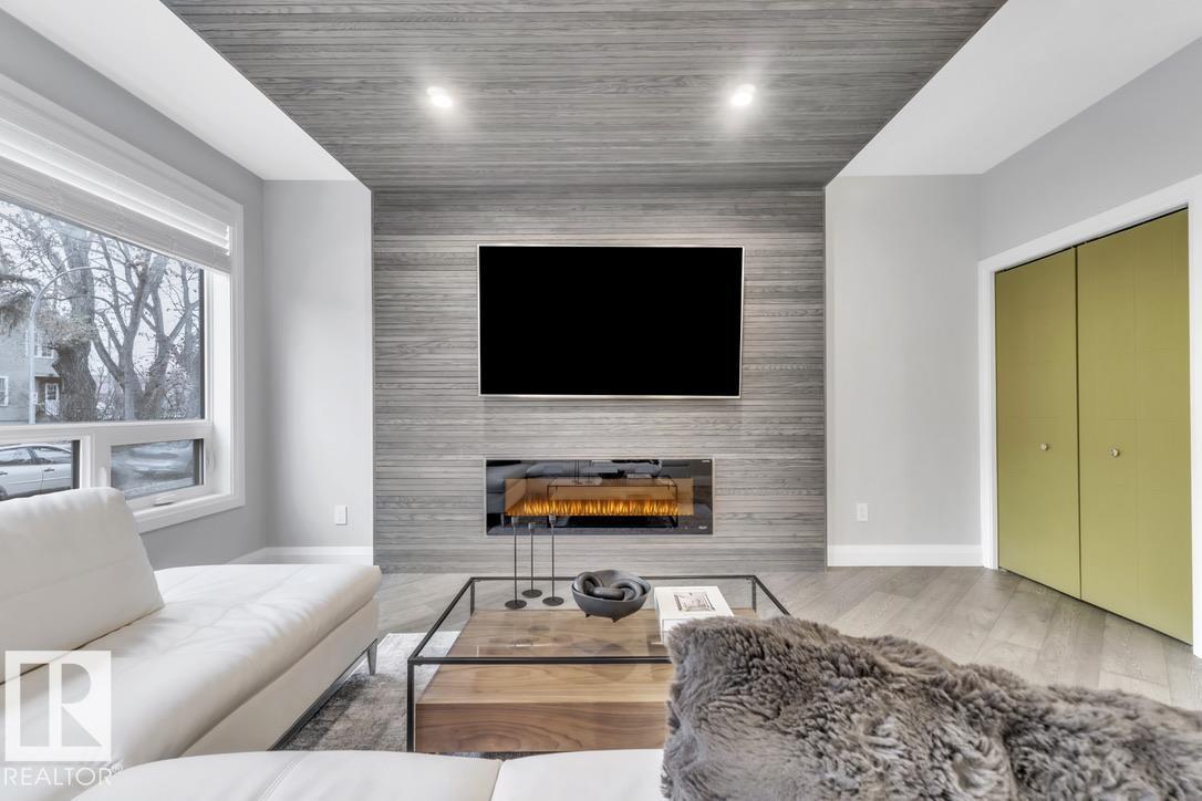 Additional image 3 of 8617 108a Street NW, Edmonton, AB, T6E4M7