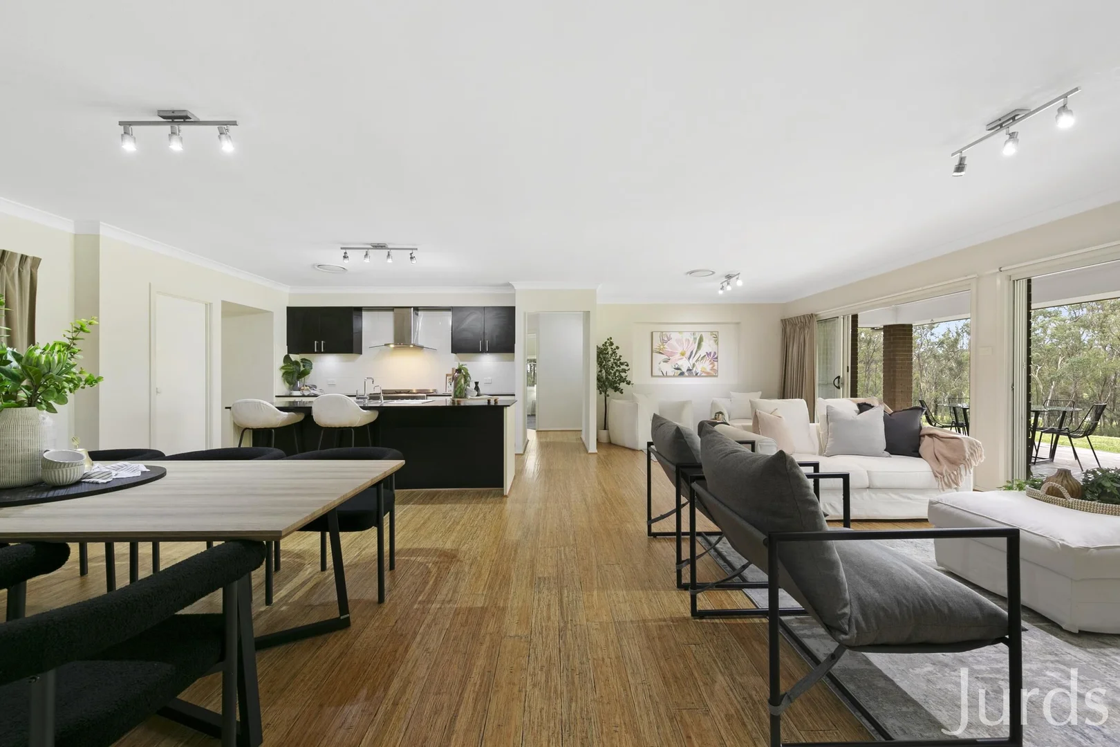 Additional image 12 of 26 The Ballabourneen, Lovedale NSW 2325