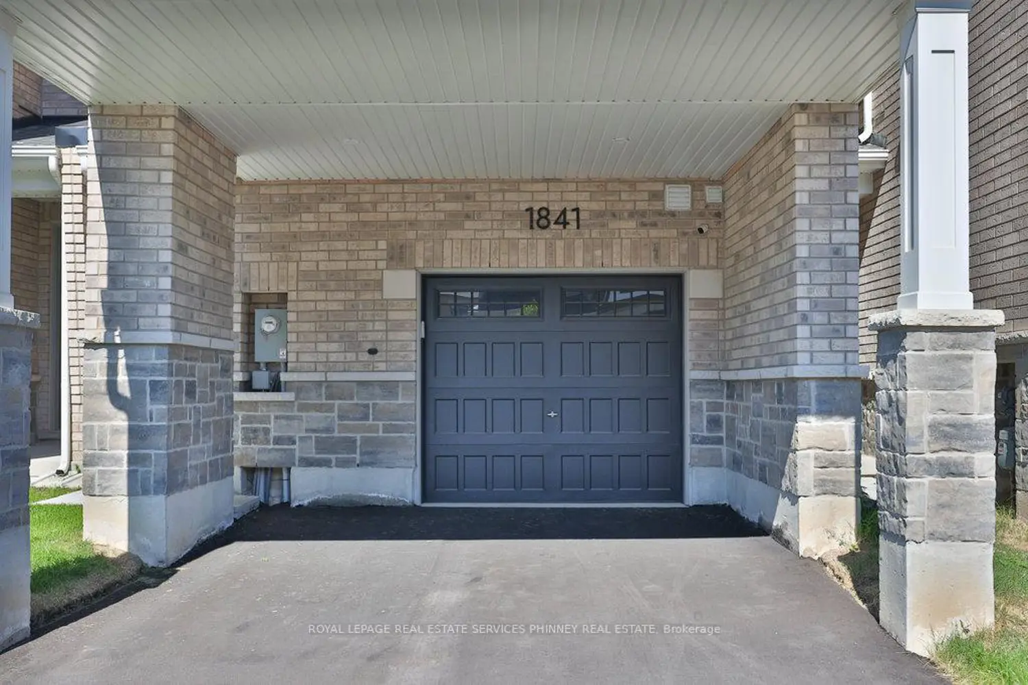 1841 Thames Circle