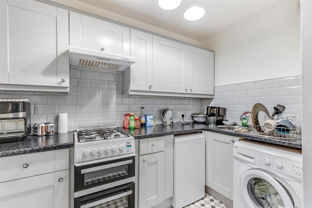 Additional image 4 of 2 bed flat for saleNelson Court, Ilkley LS29