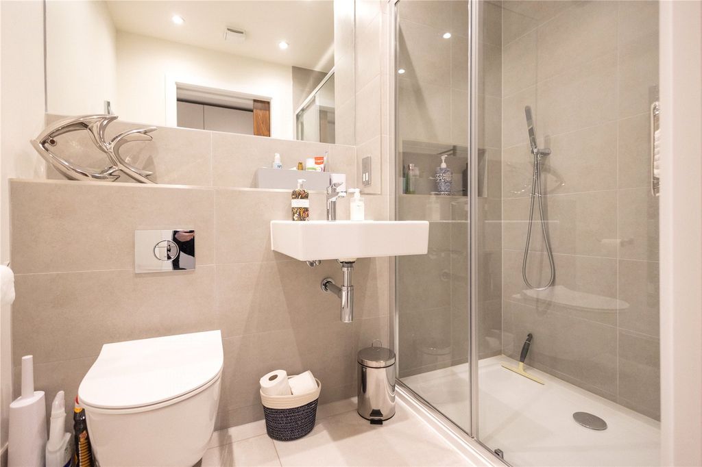 Additional image 16 of 3 bed flat for saleCrosstrees, Lilliput Road, Poole, Dorset BH14