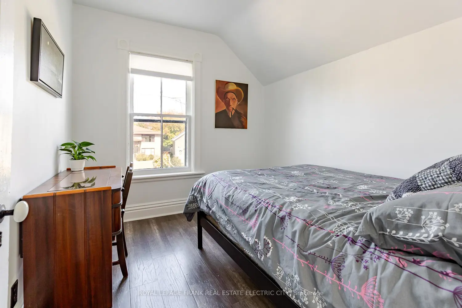 Additional image 11 of 193 Lake Street