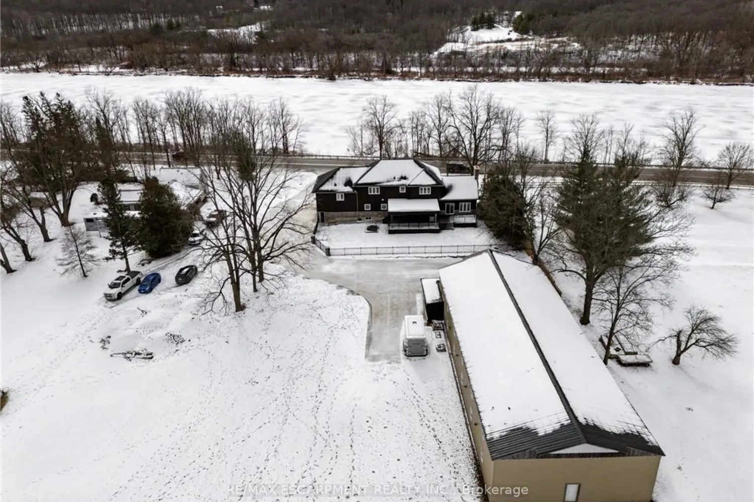 Additional image 16 of 2210 Highway 54