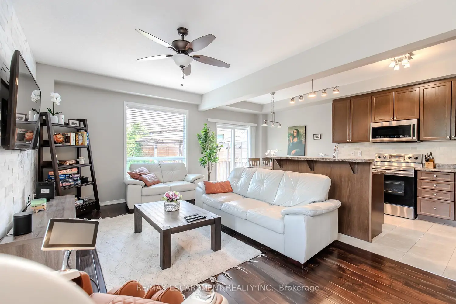 Additional image 4 of 170 Palacebeach Trail 41