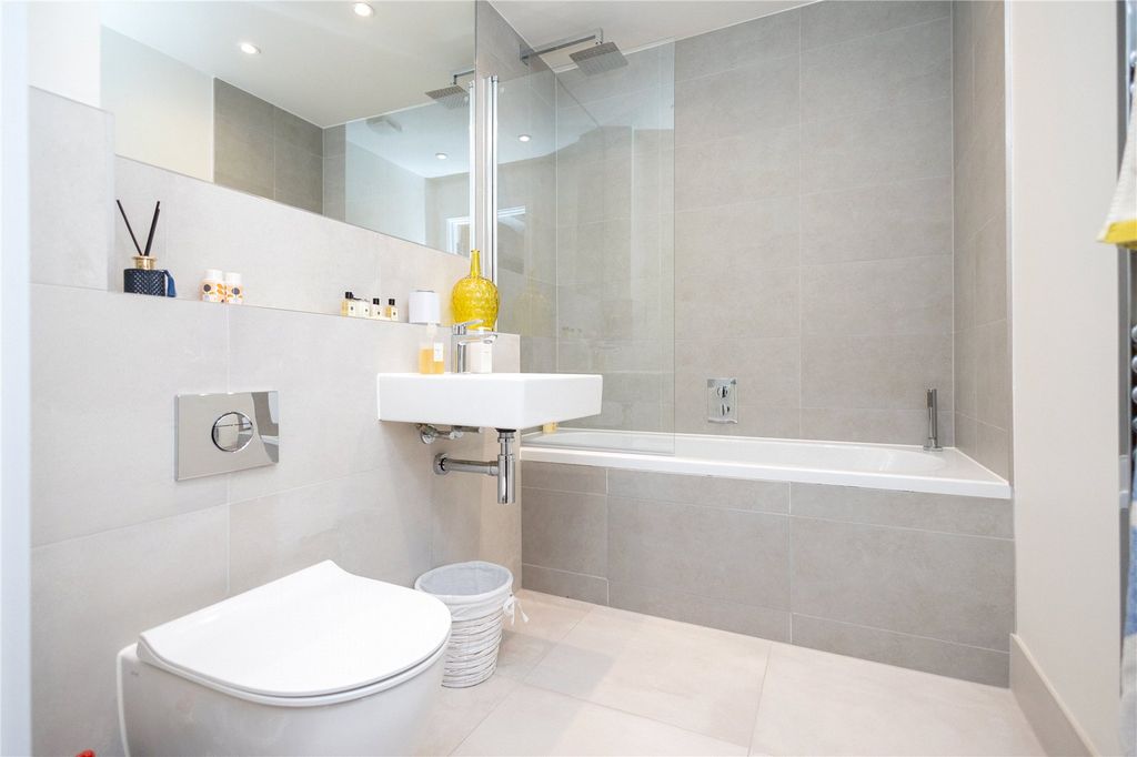 Additional image 20 of 3 bed flat for saleCrosstrees, Lilliput Road, Poole, Dorset BH14