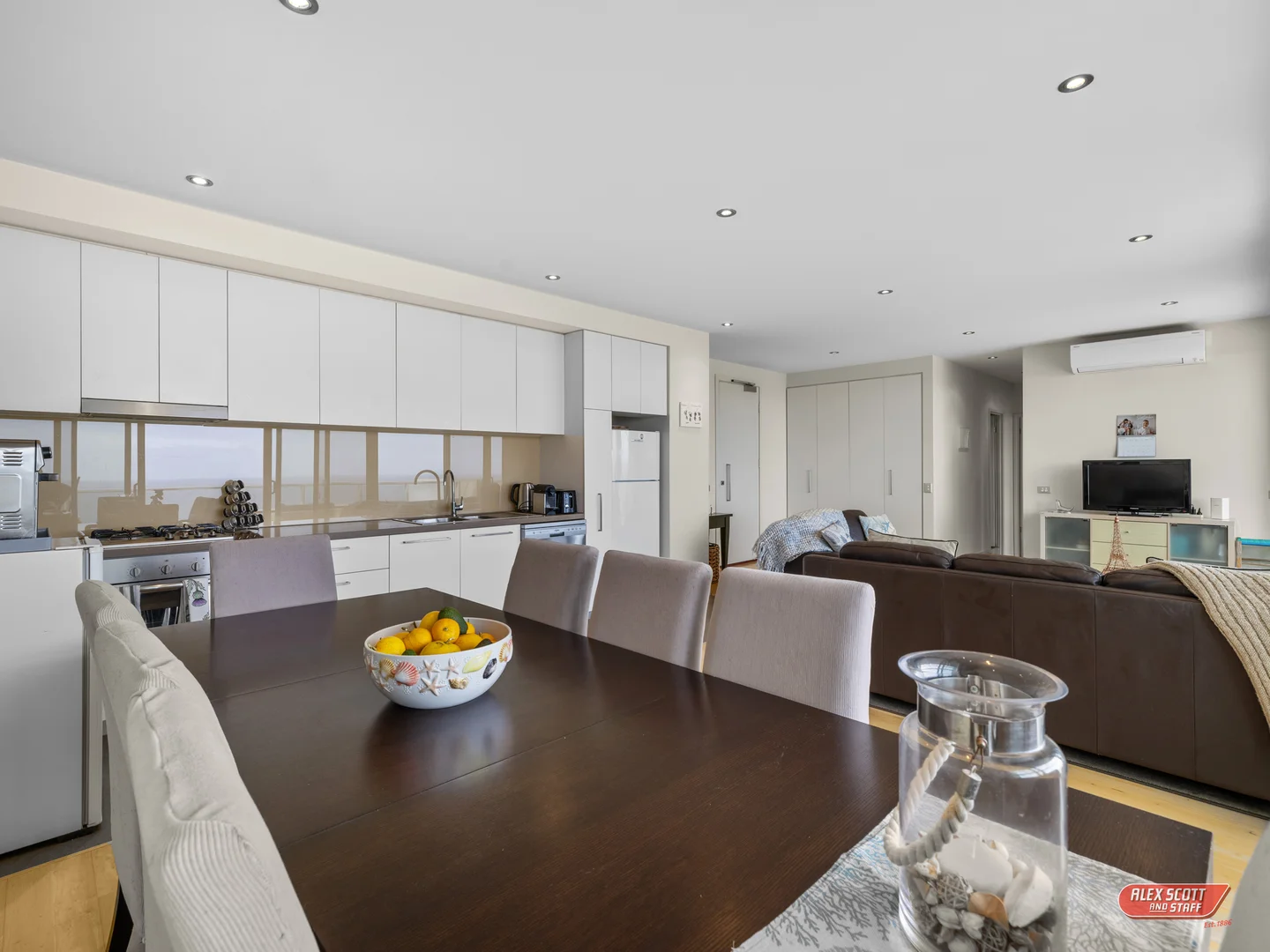 Additional image 8 of 9/5 Sapphire View, San Remo VIC 3925