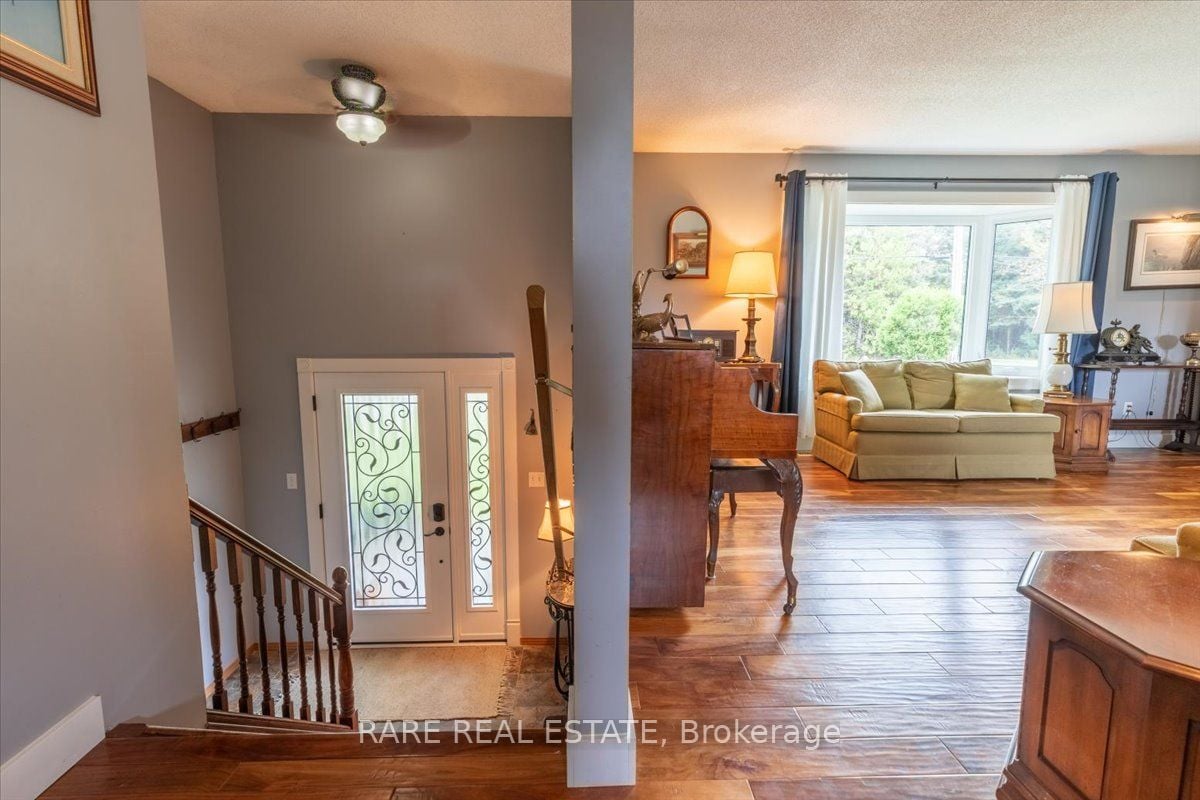 Additional image 3 of 66 Scarlett Line, Springwater, ON, L0L 1V0