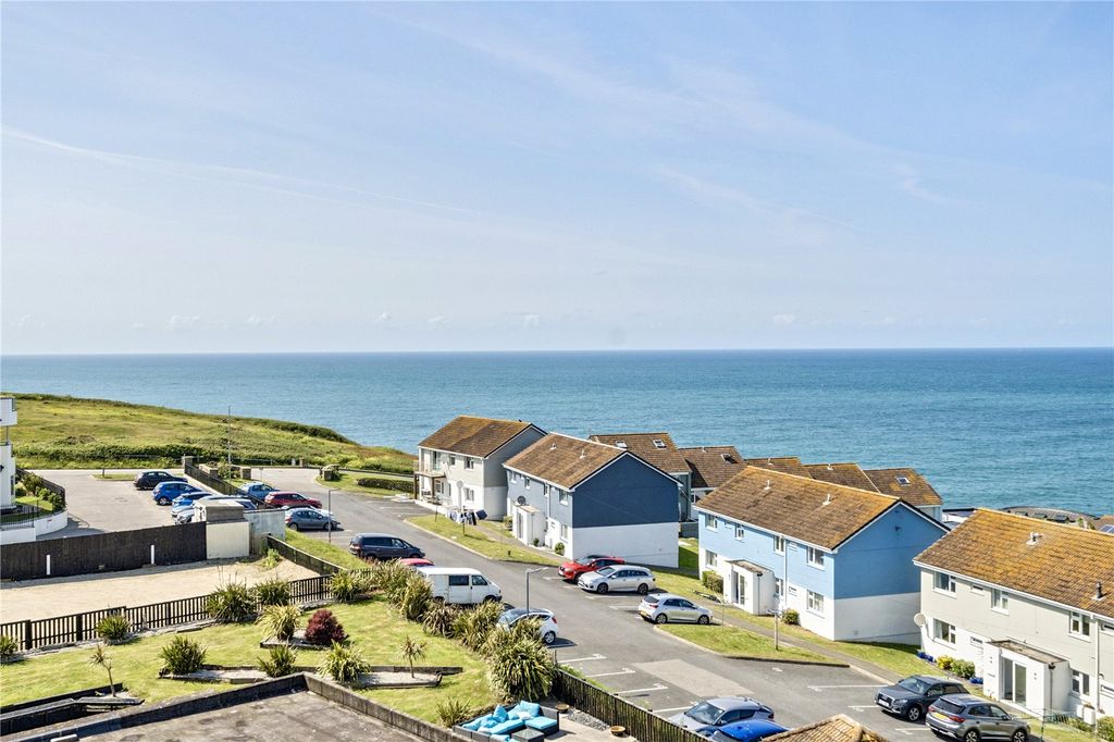 Additional image 14 of 2 bed flat for saleThe Point, Pentire Avenue, Newquay, Cornwall TR7