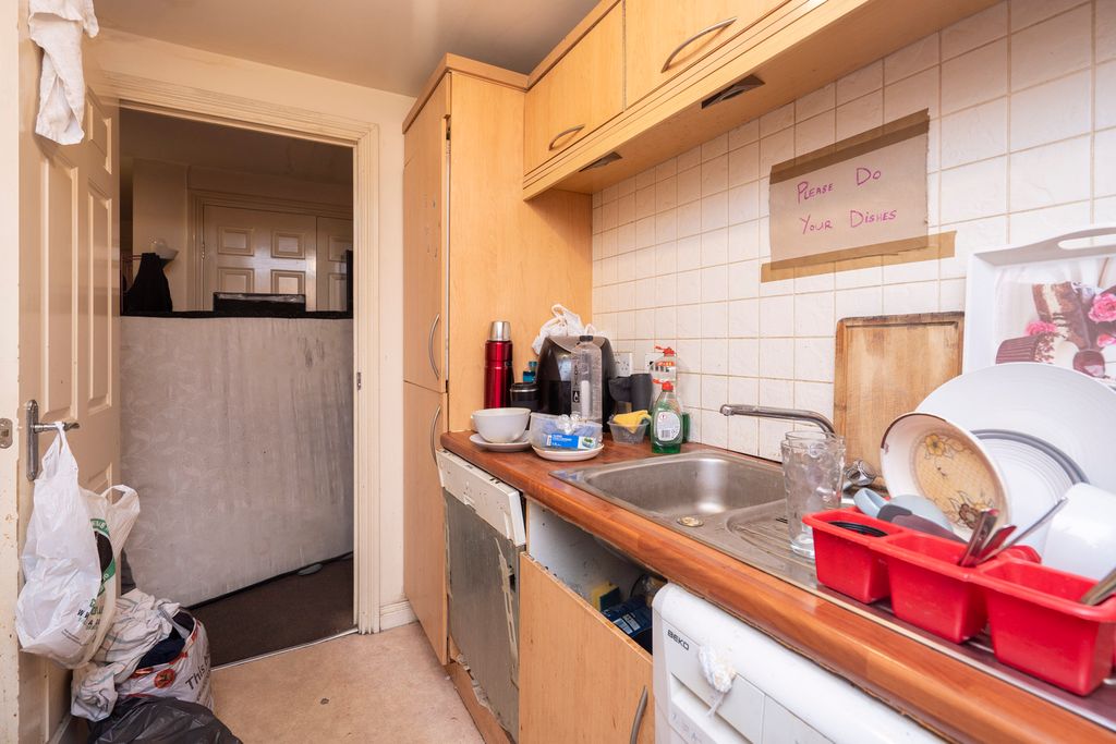 Additional image 6 of 2 bed flat for saleWallace Street, Glasgow G5