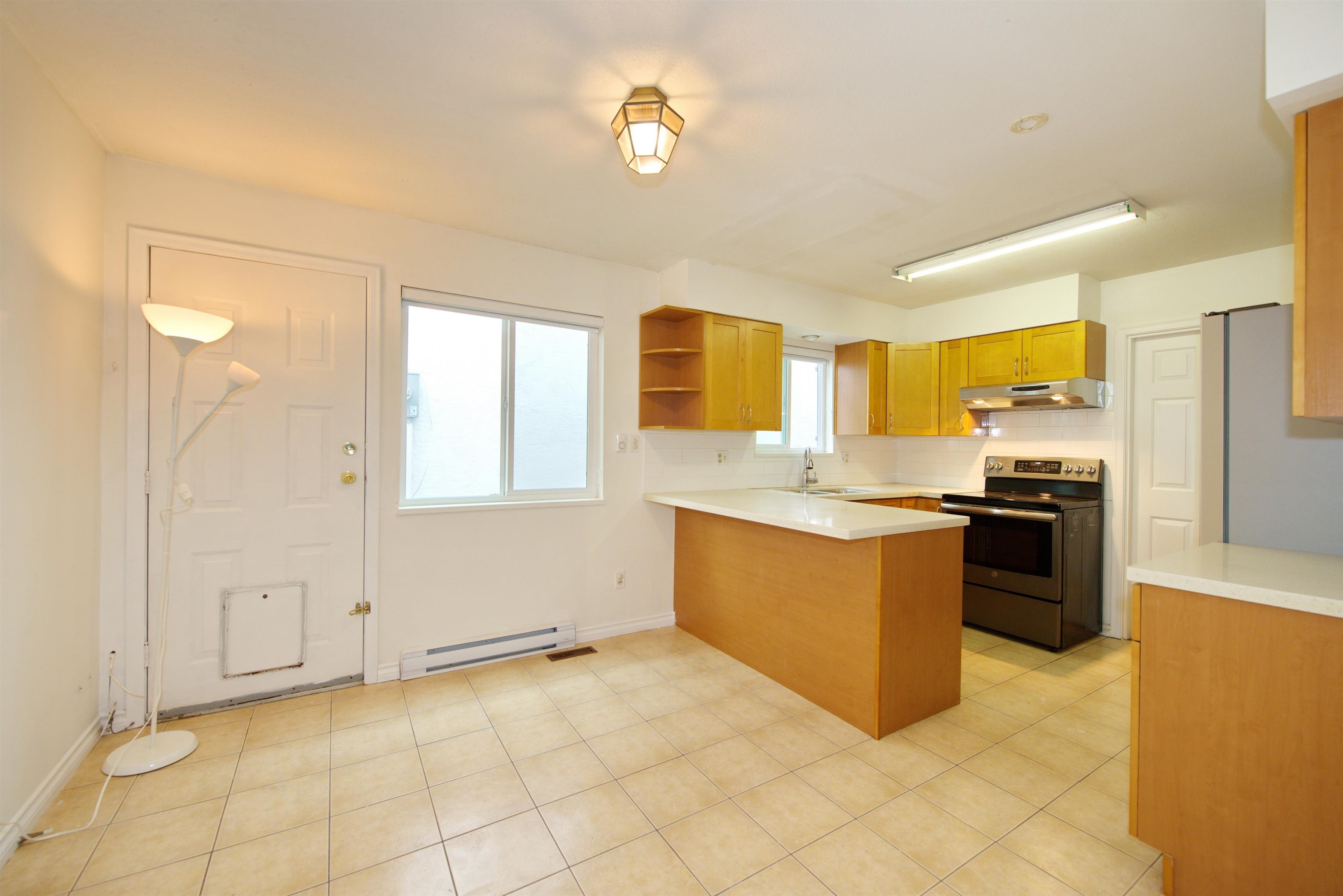 Additional image 4 of 7203 Bridlewood Court, Burnaby, BC, V5A 4A4