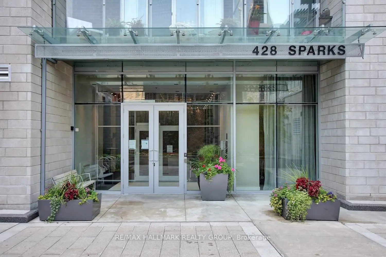 Additional image 3 of 428 Sparks Street 907