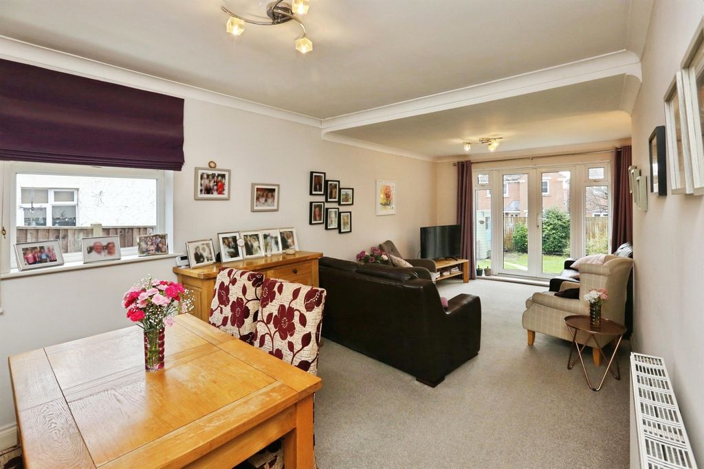 Additional image 21 of 3 bed detached bungalow for saleLower Northam Road, Hedge End, Southampton SO30