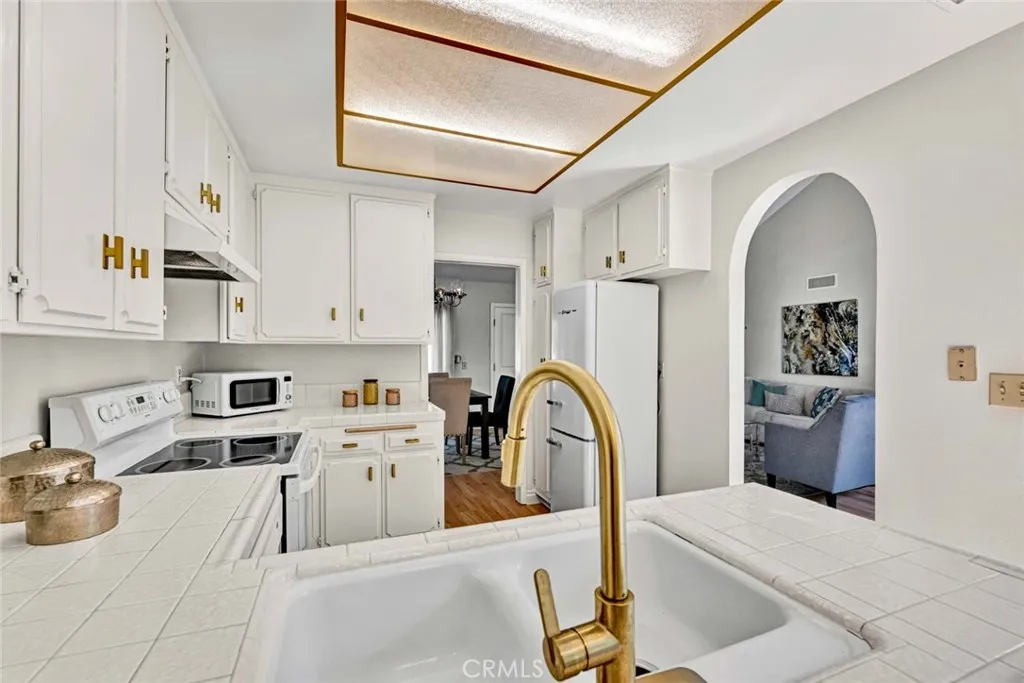 Additional image 10 of 16 Woodpine Drive, Irvine, CA 92604