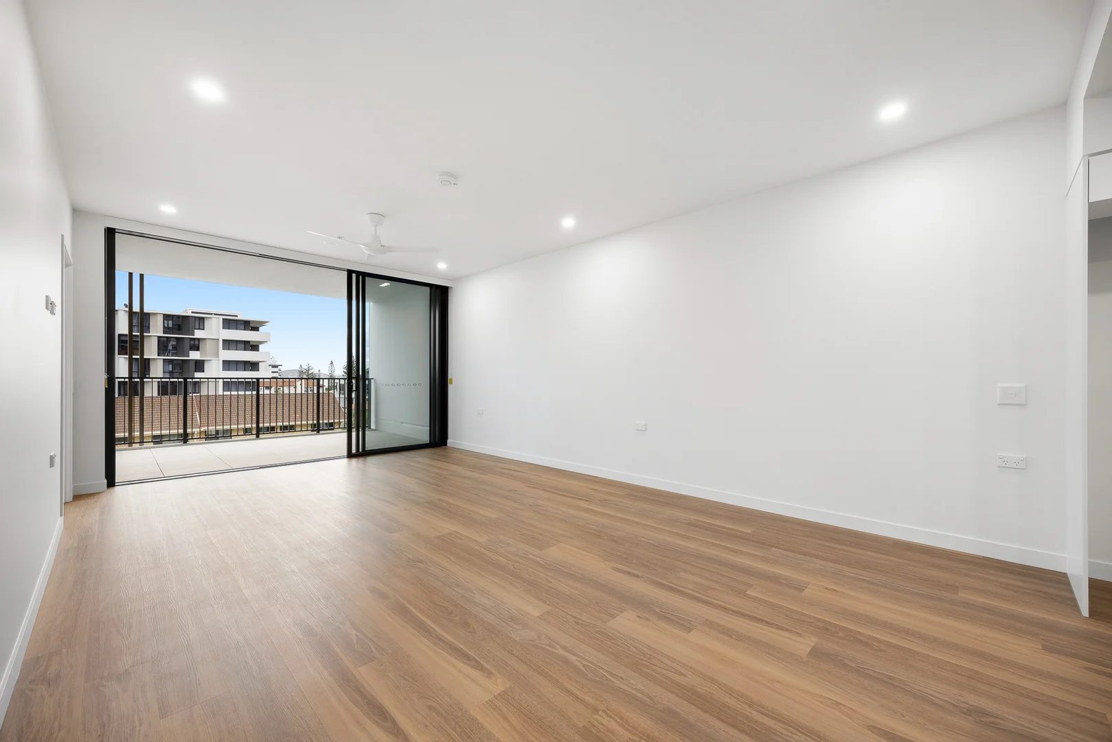 Additional image 4 of 255/3 Lang Street, Bilinga QLD 4225