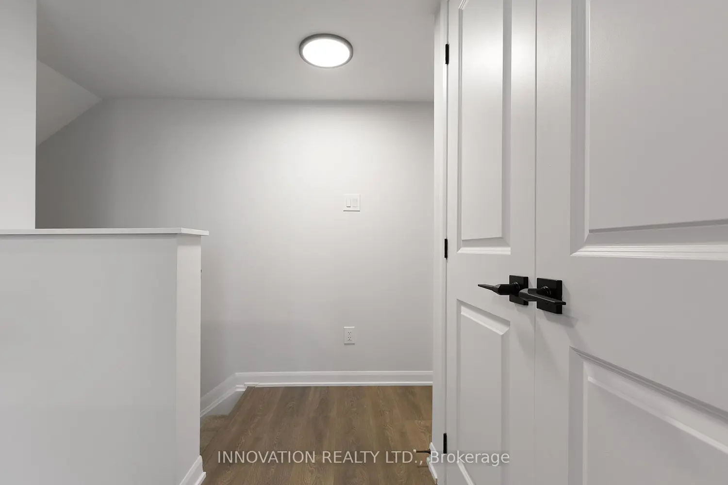 Additional image 10 of 301 Glenroy Gilbert Drive 32