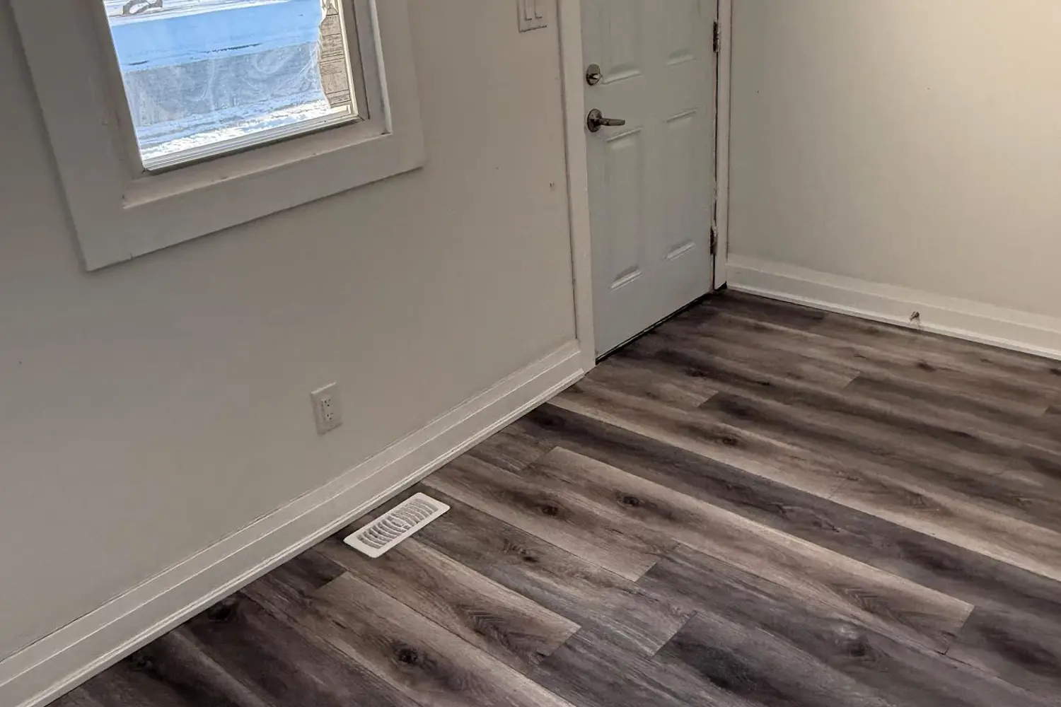 Additional image 13 of 293 Louis Avenue