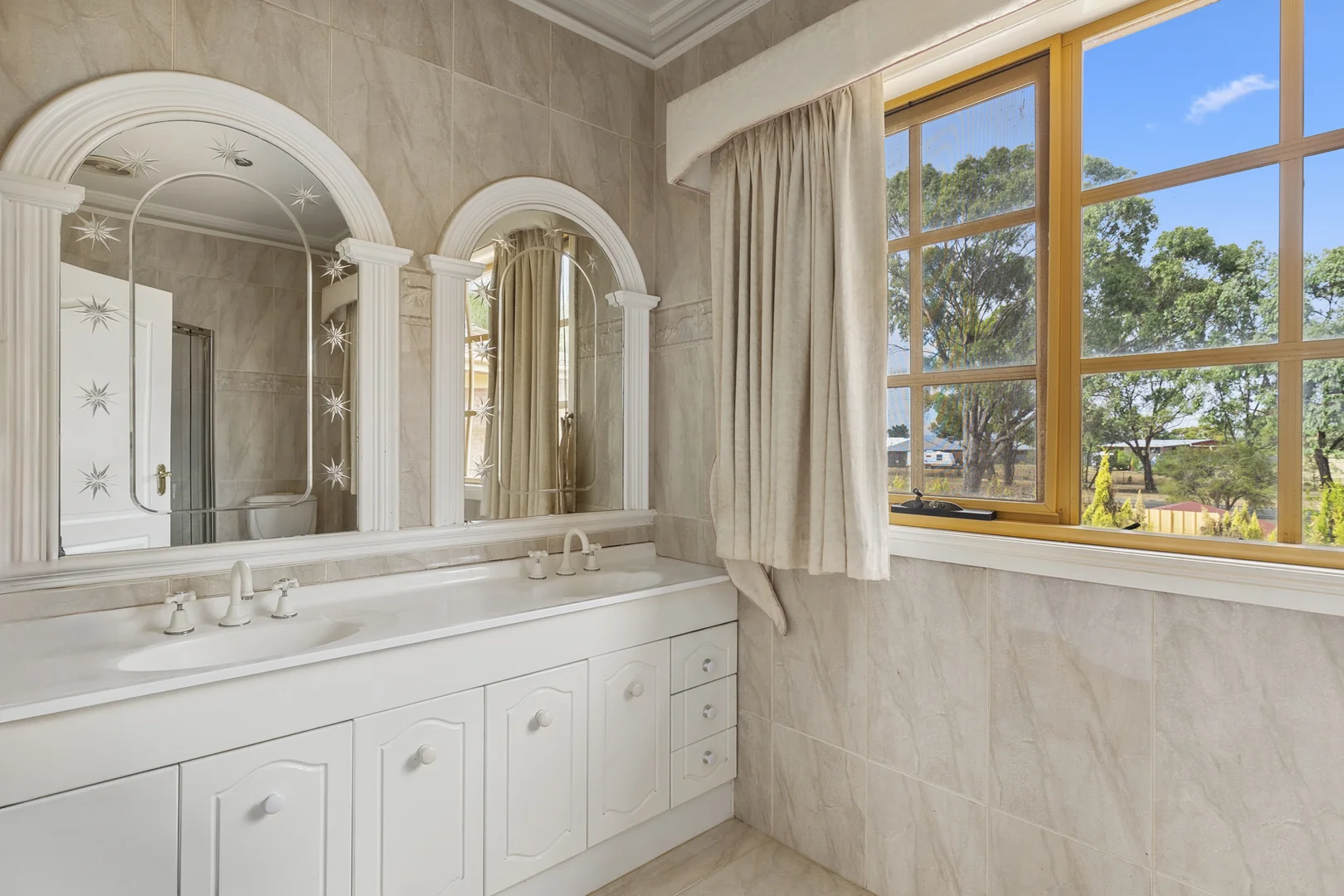 Additional image 11 of 29 - 31 Sturt St, Cobram VIC 3644