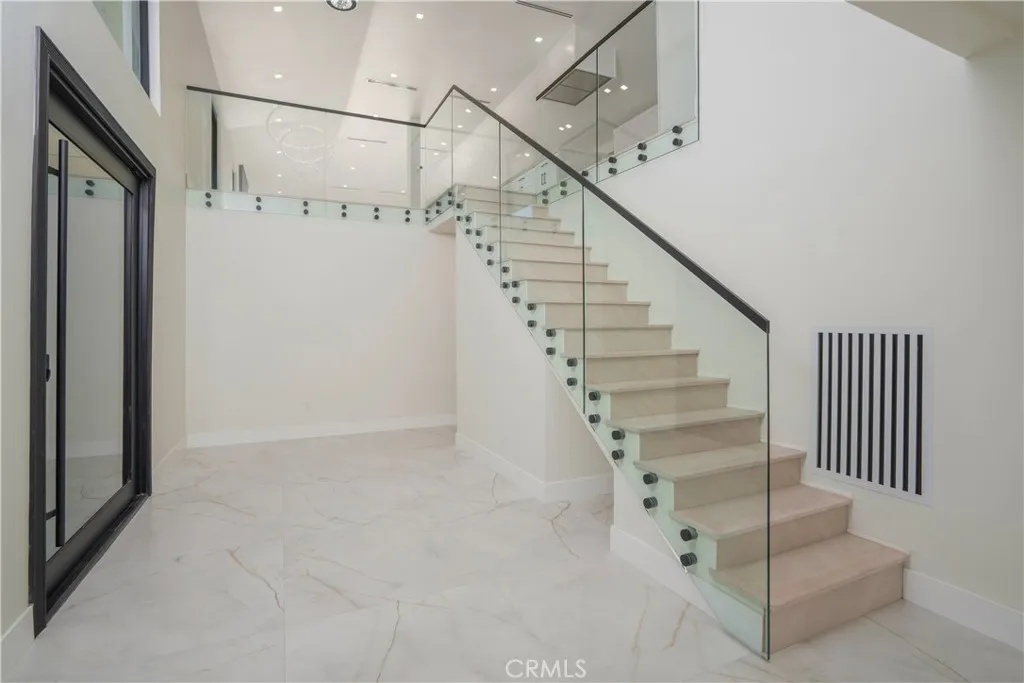 Additional image 71 of 18827 Edleen Drive, Tarzana, CA 91356