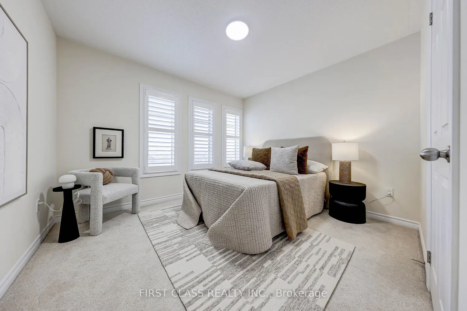 Additional image 11 of 2 James Parrott Avenue