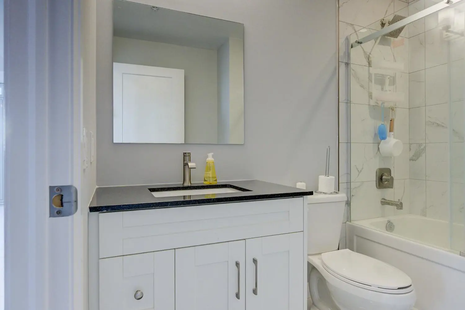 Additional image 13 of 60 Charles Street 1805