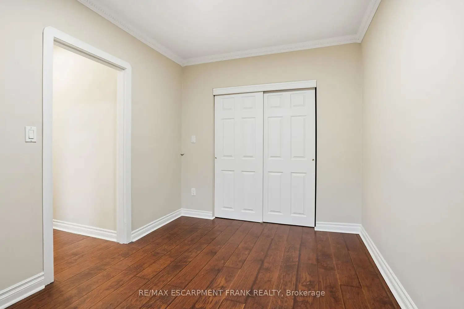 Additional image 17 of 60 Robinson Street 104