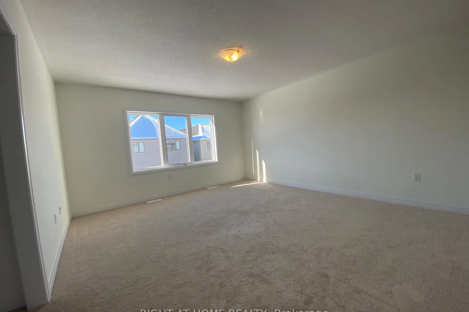 Additional image 5 of 74 Witteveen Drive