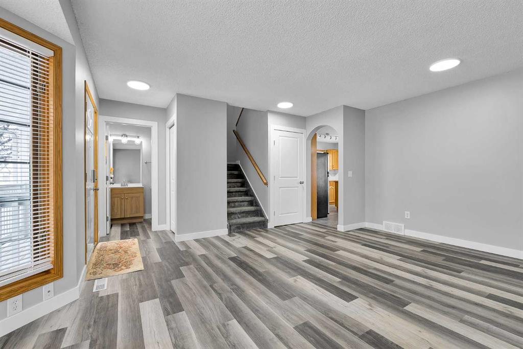 Additional image 4 of 1427 Erin Drive SE, Airdrie, AB, T4B 2E9