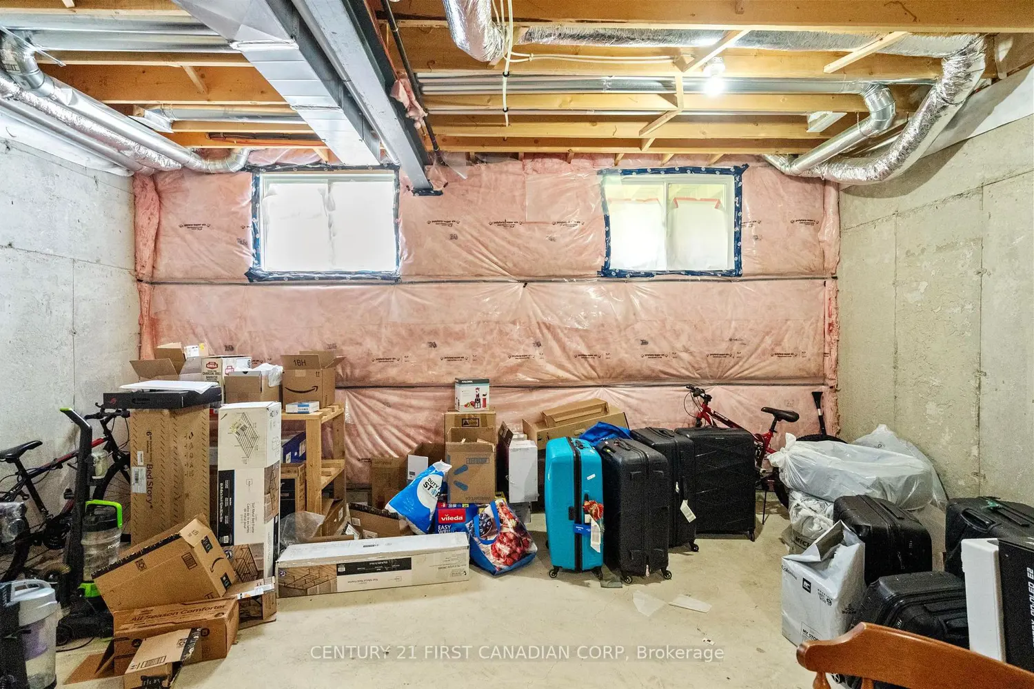 Additional image 18 of 811 Sarnia Road 56